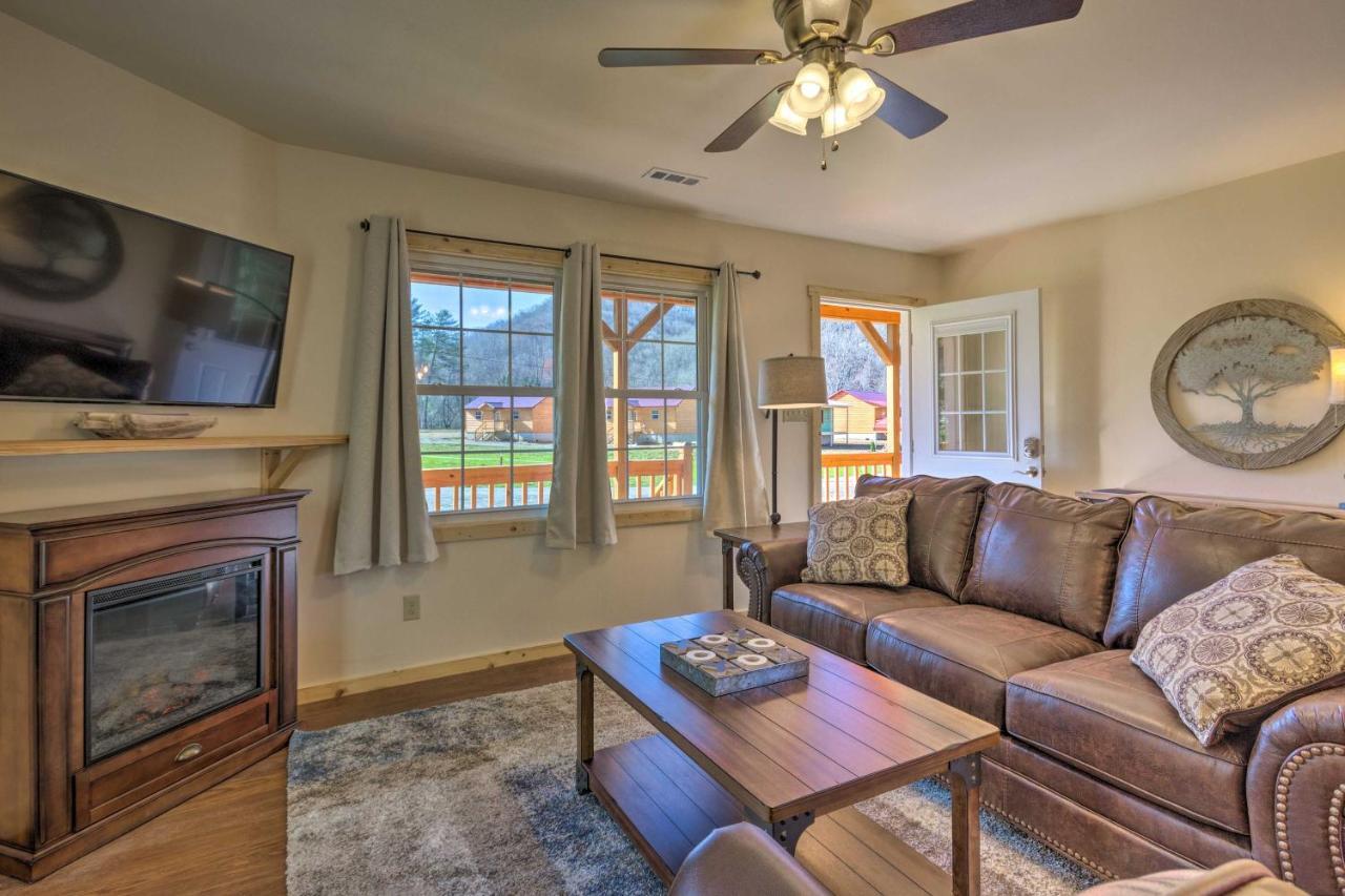 Cozy Smoky Mountain Cabin By Tuckasegee River! Bryson City Buitenkant foto